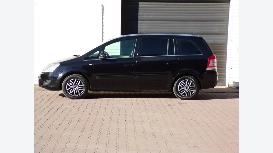 OPEL Zafira -