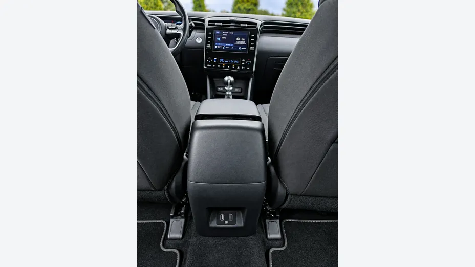 HYUNDAI Tucson -