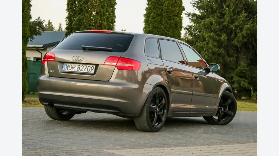 AUDI A3 Sportback -