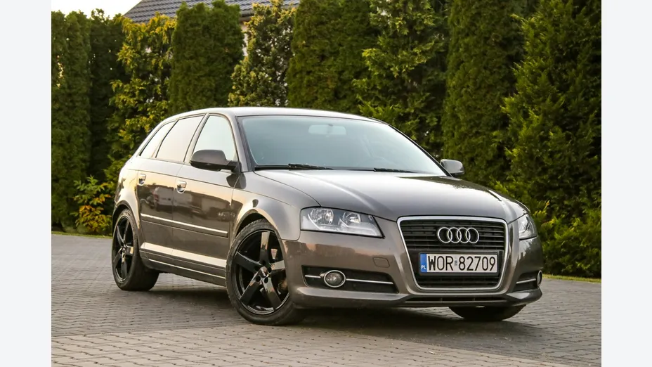 AUDI A3 Sportback -