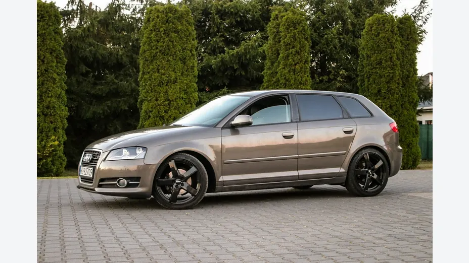 AUDI A3 Sportback -