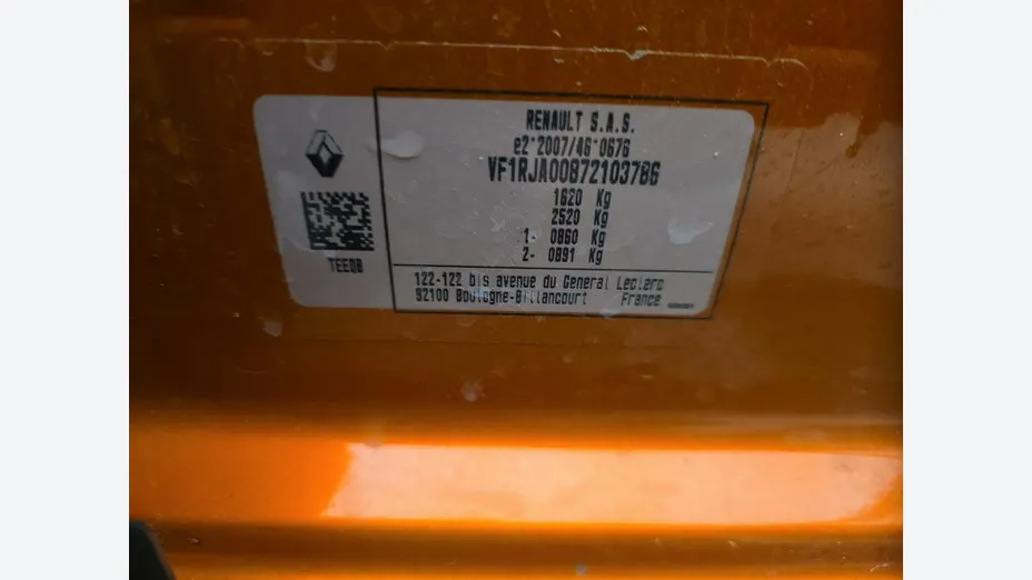 RENAULT Clio -
