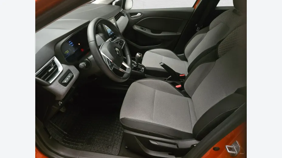 RENAULT Clio -