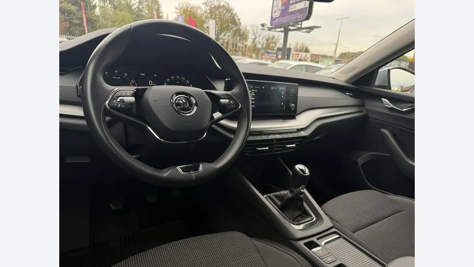 SKODA Octavia -