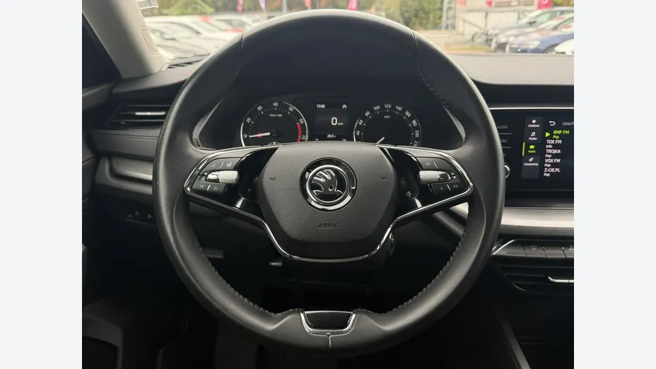 SKODA Octavia -