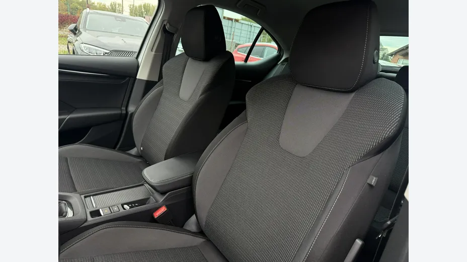 SKODA Octavia -