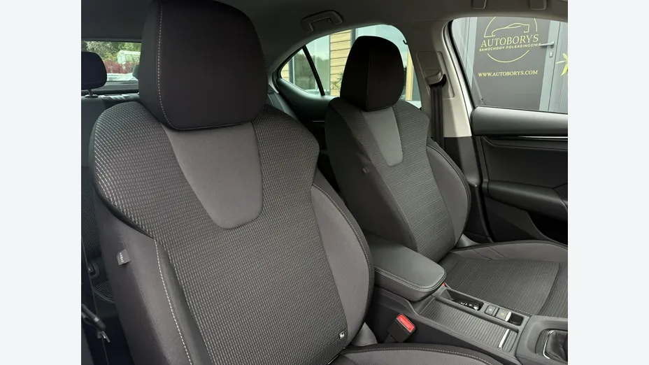 SKODA Octavia -