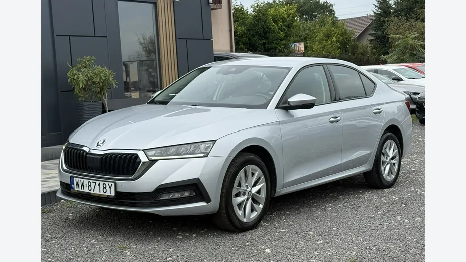 SKODA Octavia -
