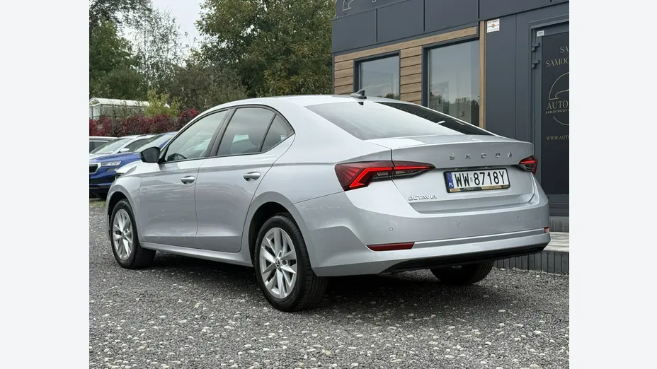 SKODA Octavia -