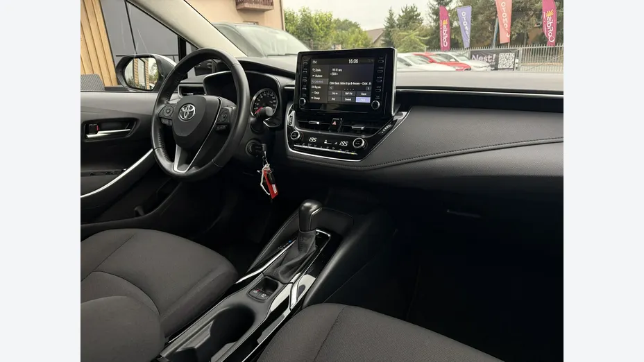 TOYOTA Corolla -