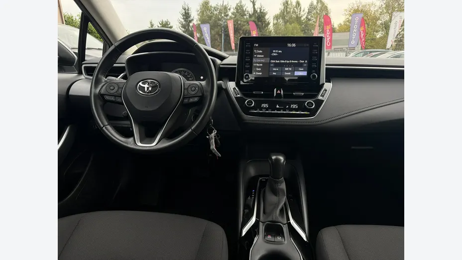 TOYOTA Corolla -