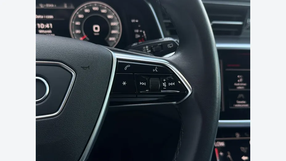 AUDI A6 Avant -