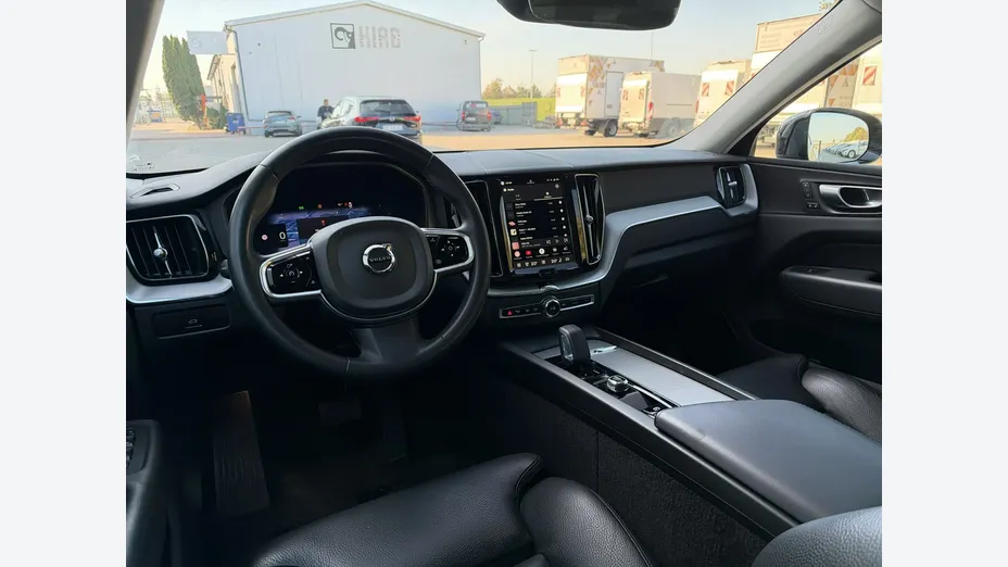 VOLVO XC60 -