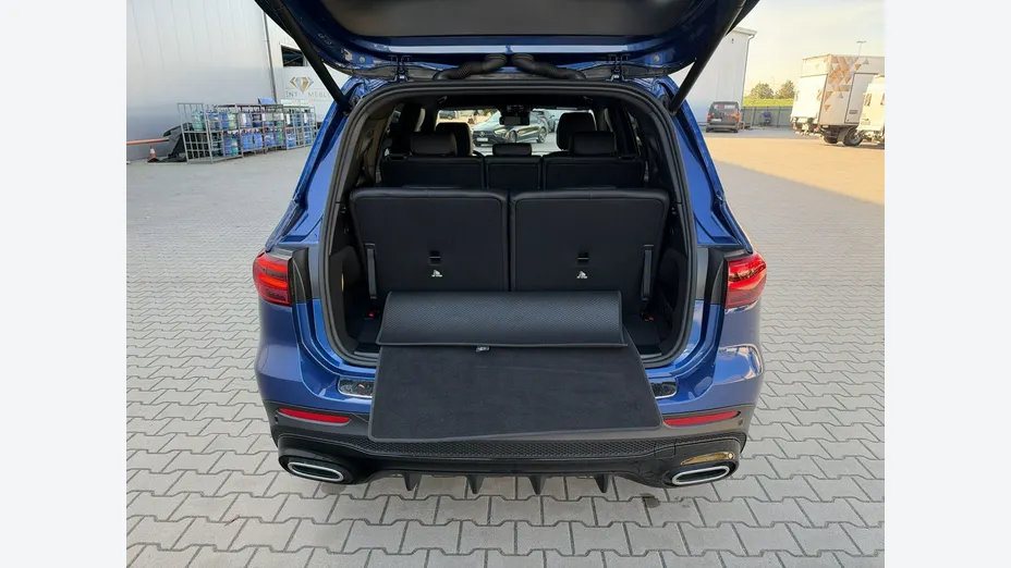 MERCEDES-BENZ GLB -