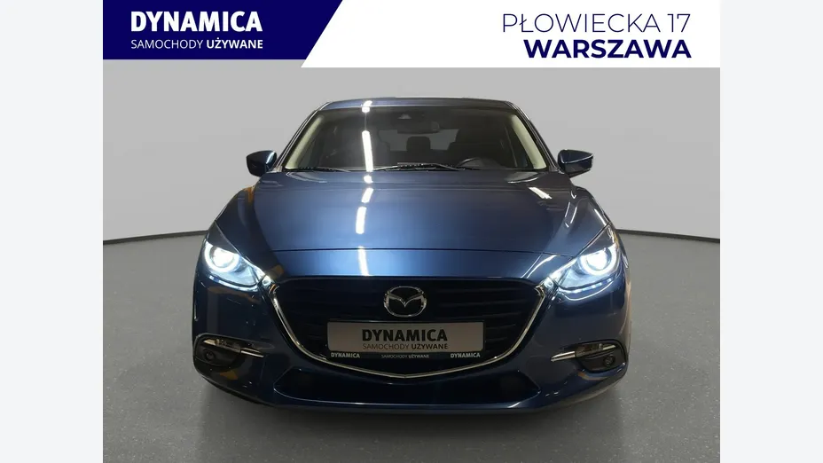MAZDA 3 -