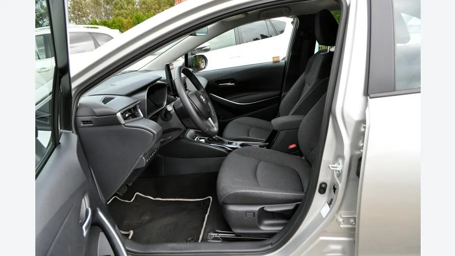 TOYOTA Corolla -