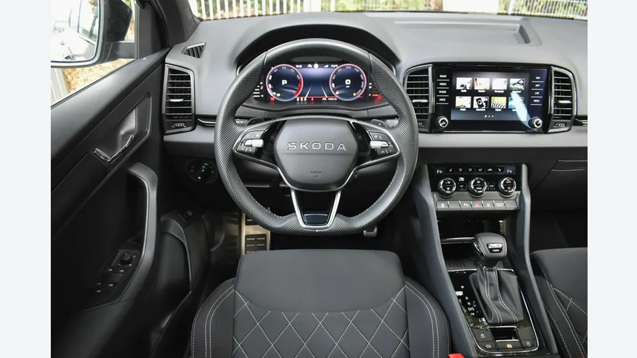 SKODA Karoq -