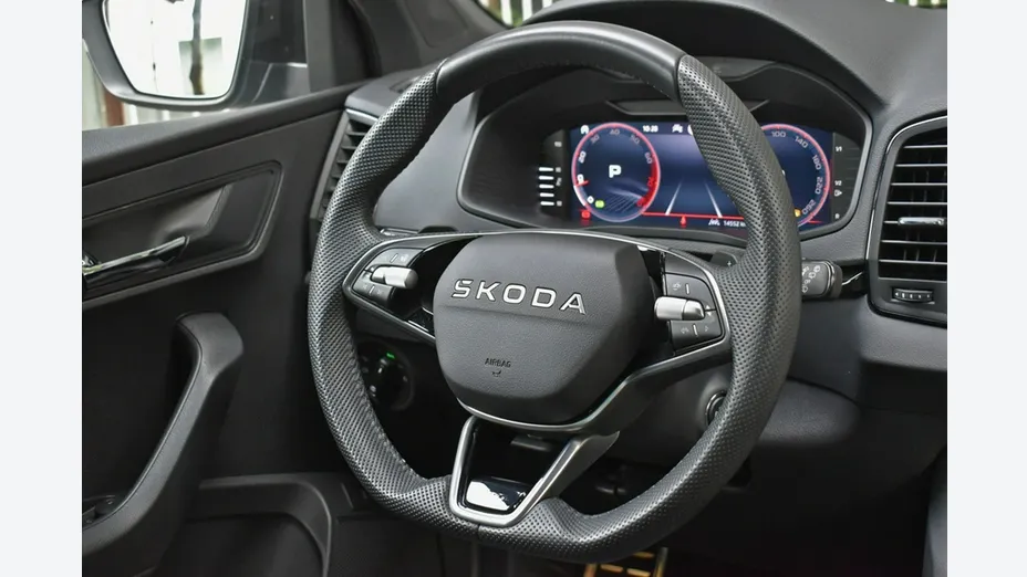 SKODA Karoq -