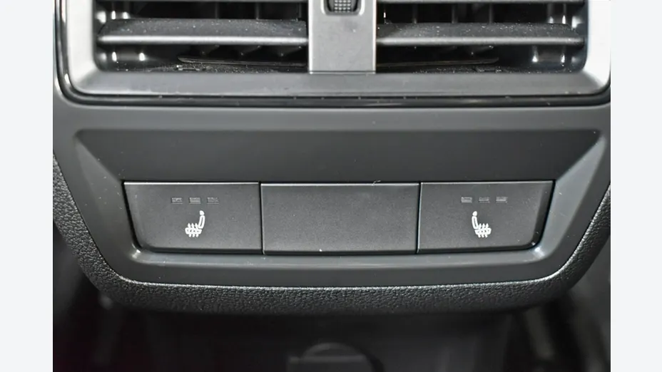 SKODA Karoq -