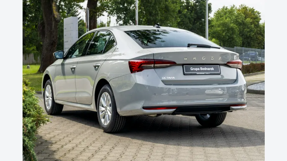 SKODA Octavia -