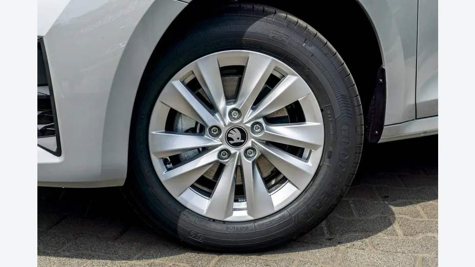 SKODA Octavia -