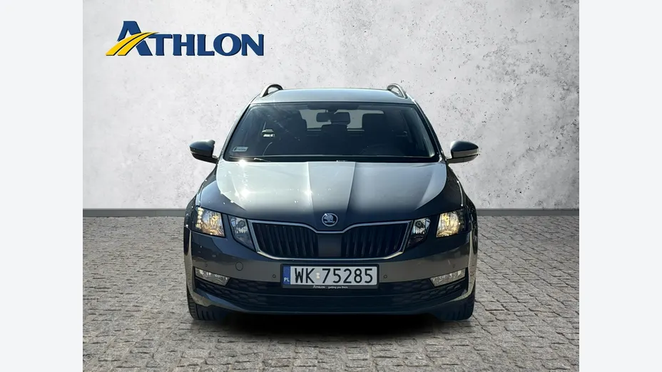 SKODA Octavia -