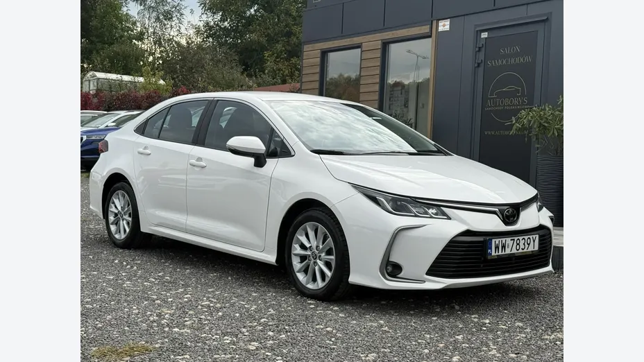 TOYOTA Corolla -