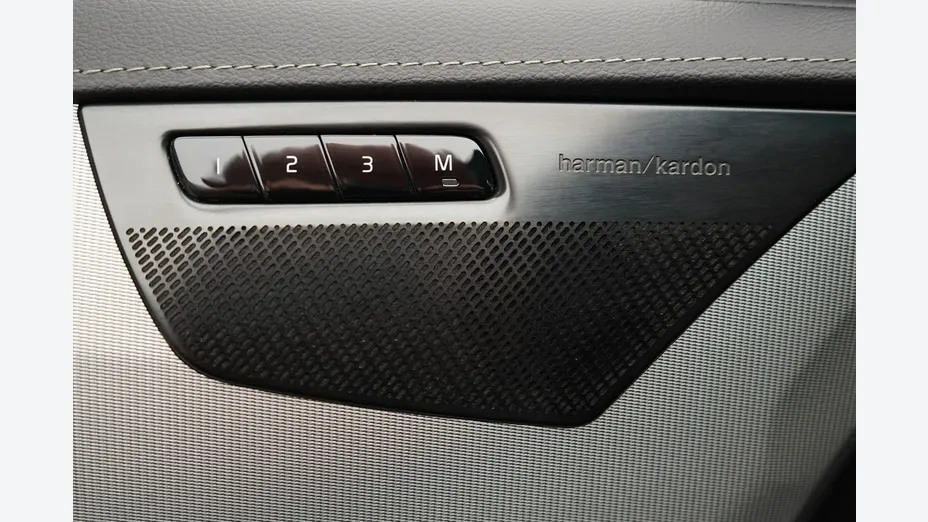 VOLVO XC90 -