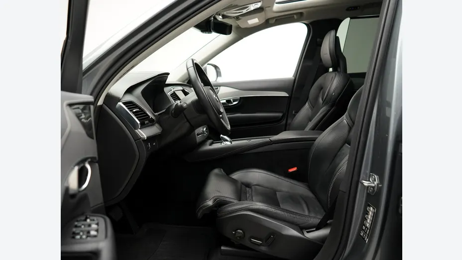 VOLVO XC90 -
