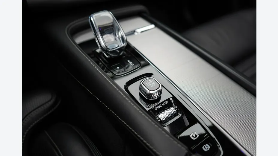 VOLVO XC90 -