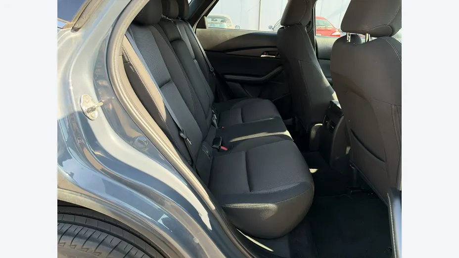 MAZDA CX-30 -
