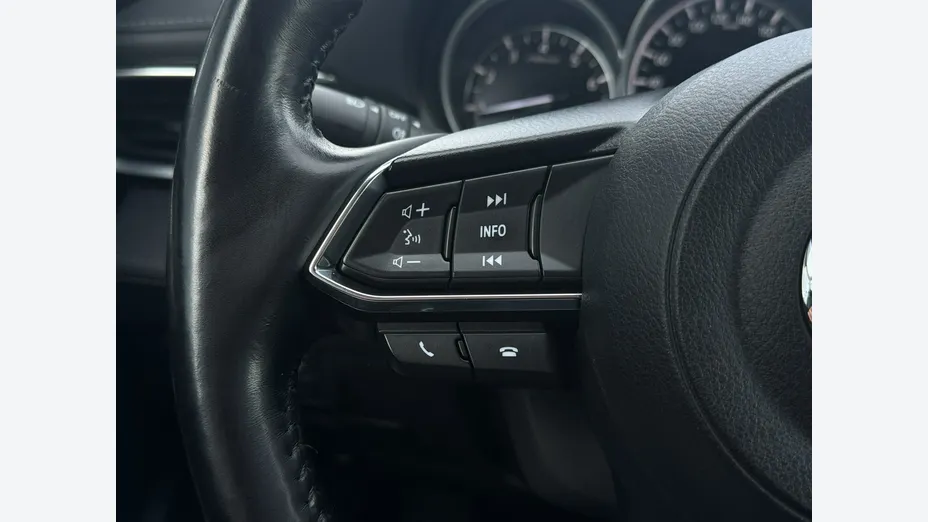 MAZDA 6 -