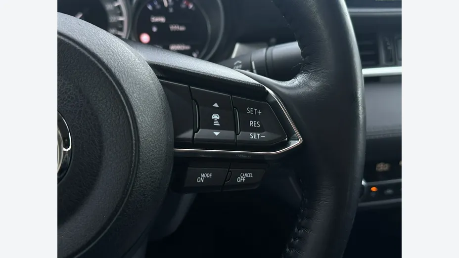 MAZDA 6 -