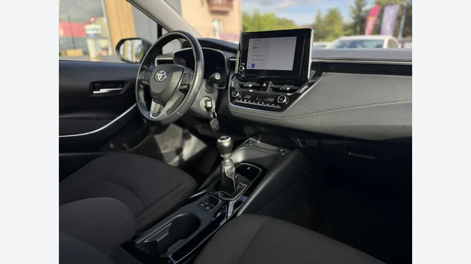 TOYOTA Corolla -