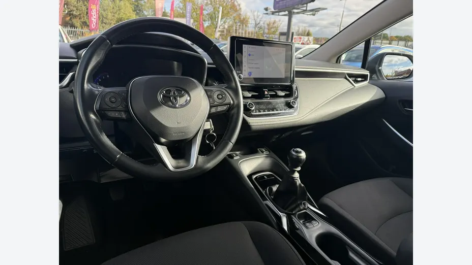 TOYOTA Corolla -