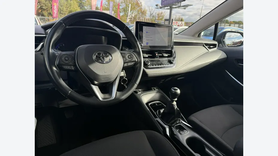 TOYOTA Corolla -