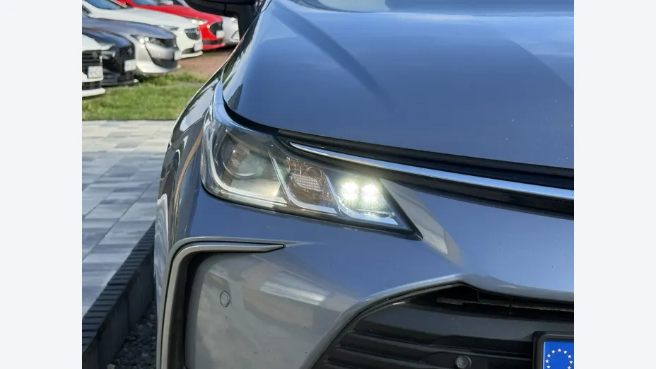 TOYOTA Corolla -