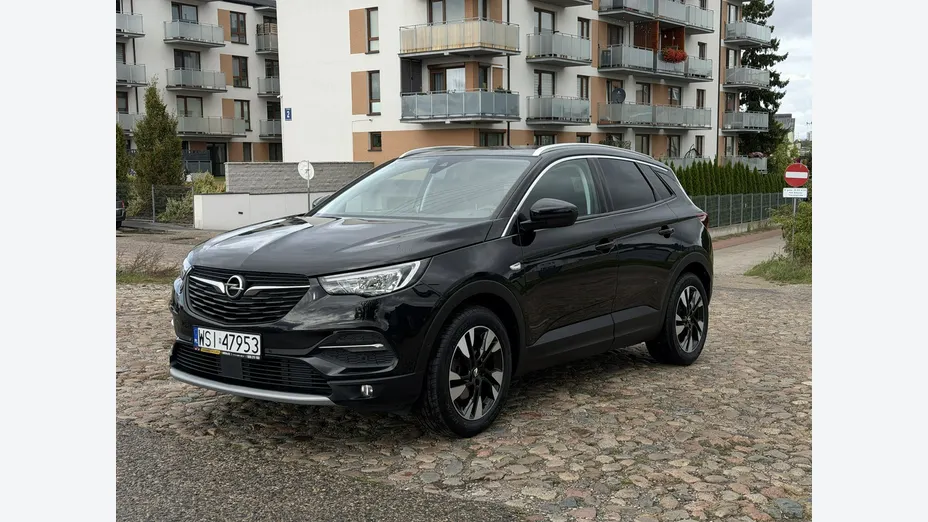 OPEL Grandland X -