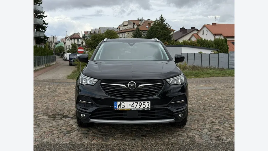 OPEL Grandland X -