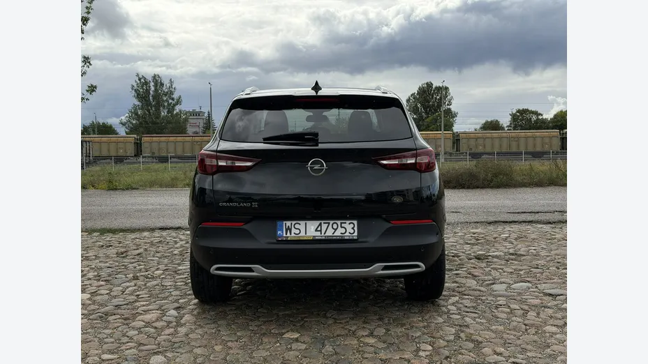 OPEL Grandland X -