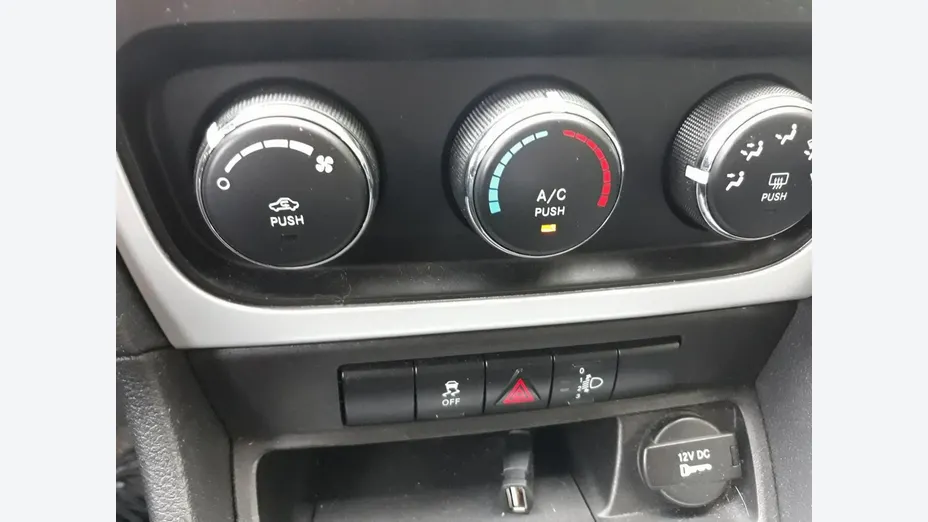 DODGE Caliber -