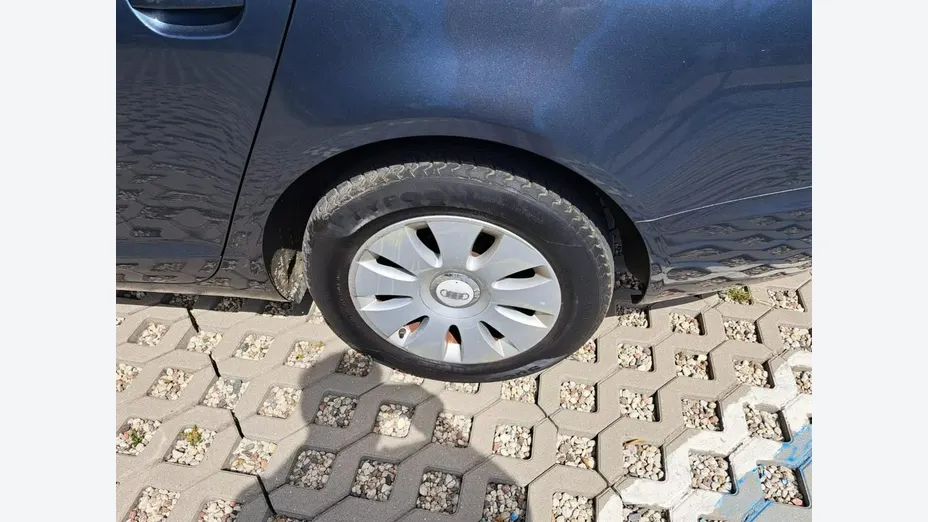 AUDI A6 -