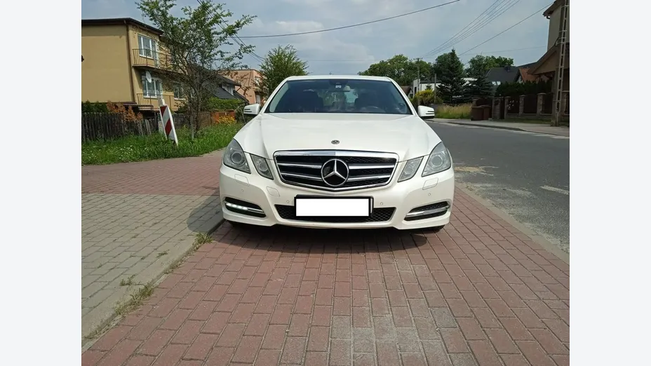 MERCEDES-BENZ E Klasa -