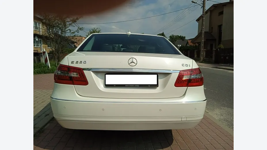 MERCEDES-BENZ E Klasa -