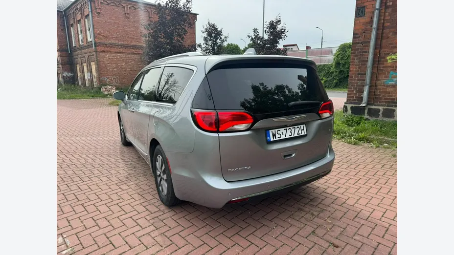 CHRYSLER Pacifica -