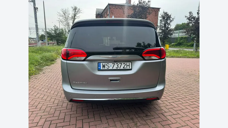 CHRYSLER Pacifica -