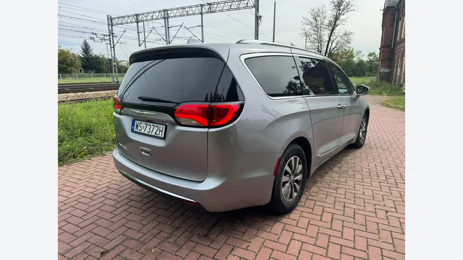 CHRYSLER Pacifica -