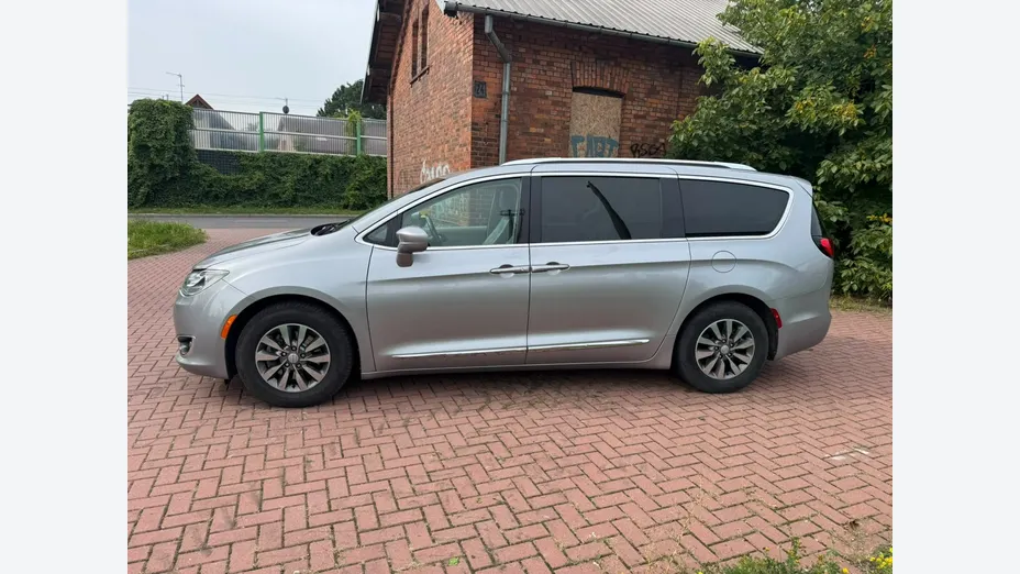CHRYSLER Pacifica -