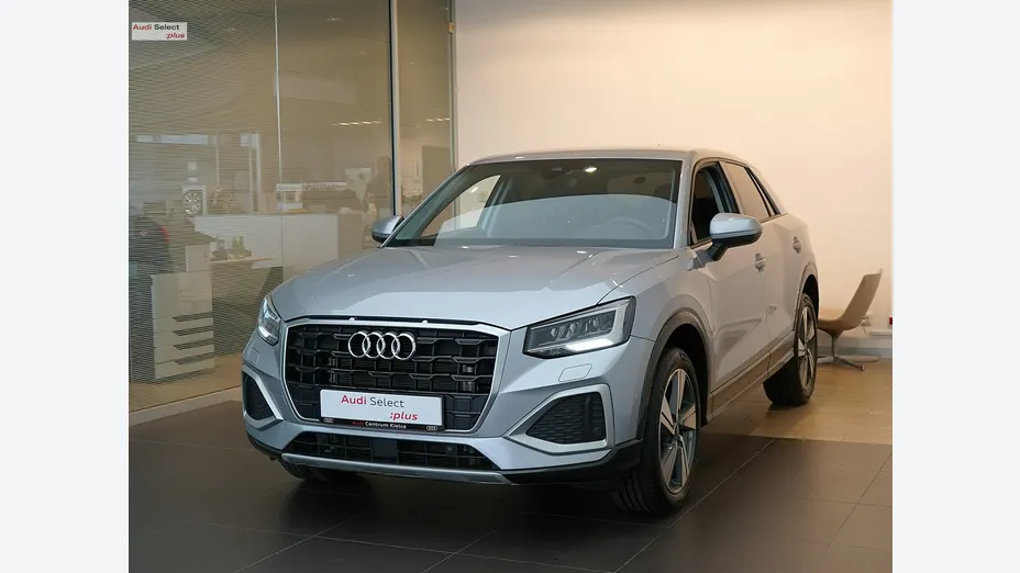 AUDI Q2 -