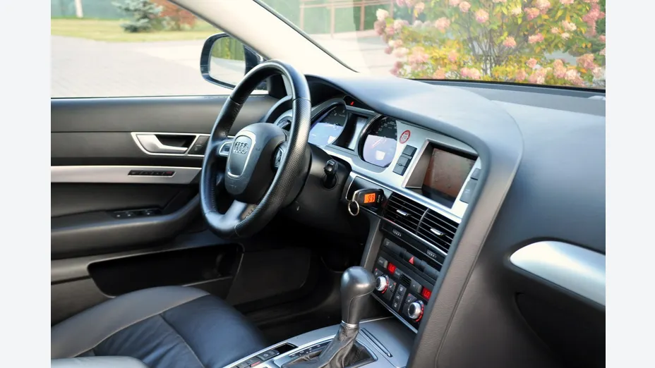AUDI A6 Avant -